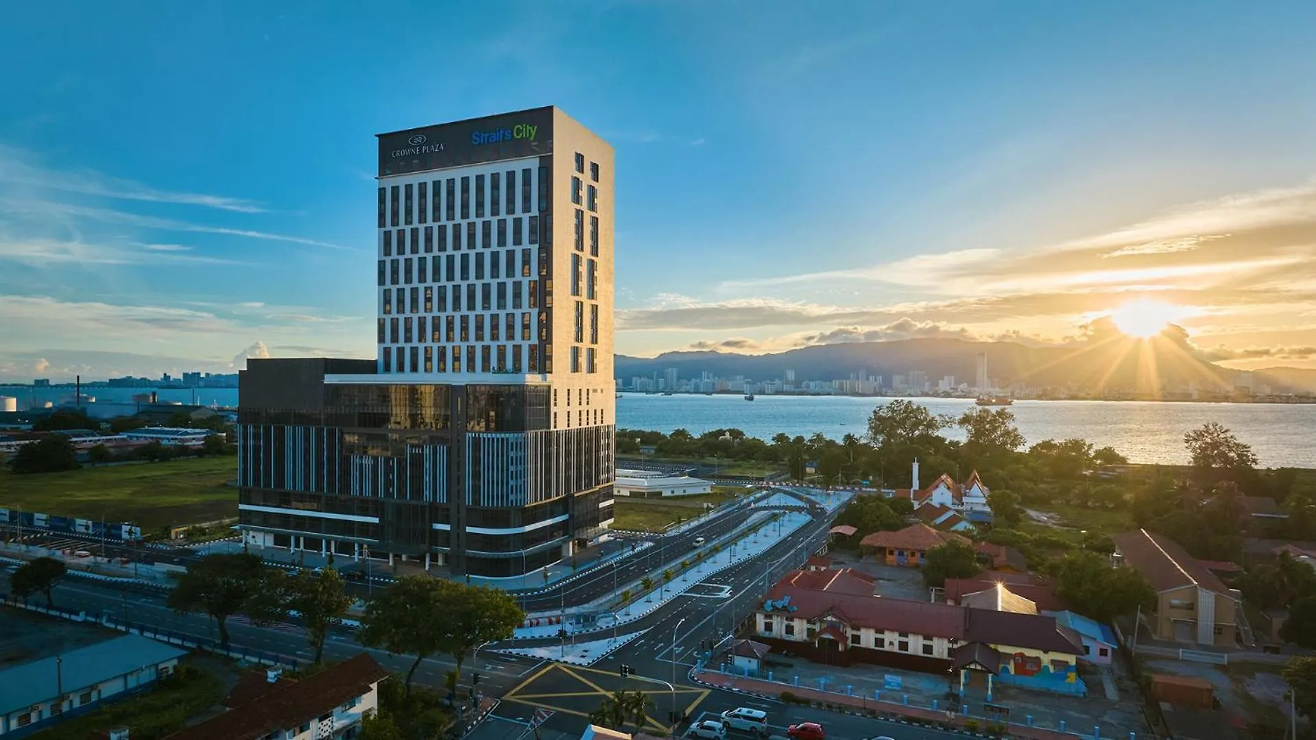 Crowne Plaza Penang Straits City By Ihg Perai 5*,